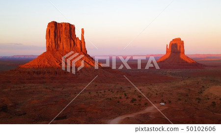 Monument Valley Butte Monument Valley Butte 50102606