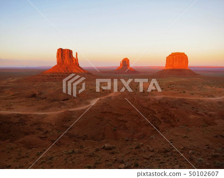 Monument Valley Butte Monument Valley Butte 50102607