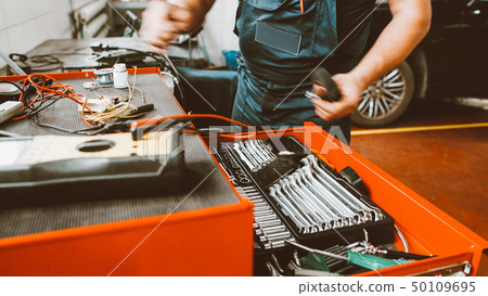 automobile repair shop vehicle service garage automobile repair shop vehicle service garage 50109695