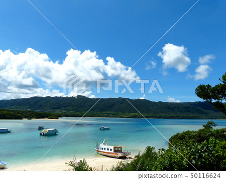 Kabira Bay on the day of Bettai Kabira Bay on the day of Bettai 50116624