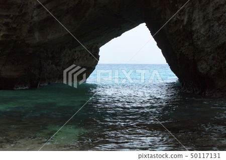 Ryugaku cave 50117131