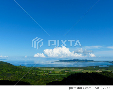 From the observatory looking at the emerald sea I look at the Nazura Bay and Ryobu Peninsula of Bettai From the observatory looking at the emerald sea I look at the Nazura Bay and Ryobu Peninsula of Bettai 50117252