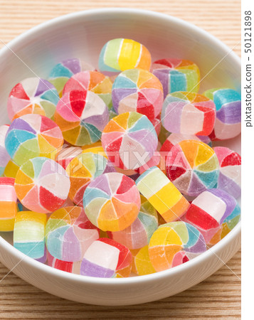 Wrapped candy Wrapped candy 50121898