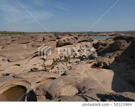 Sam Pan Bok 50123964