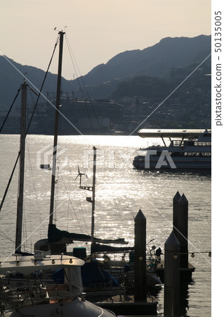 One day in summer 50135005