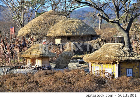 阮安城民俗村的Changgum誓言位置/傳統民居[Korea，Junten] 50135801