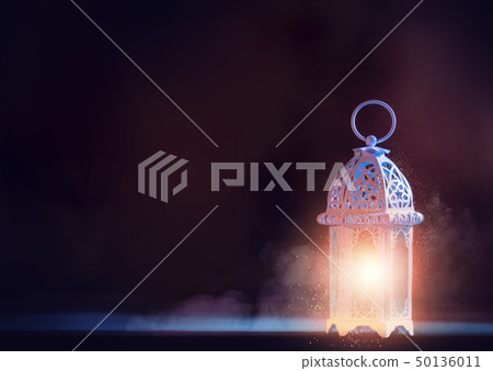 Arabic lamp with beautiful light 50136011