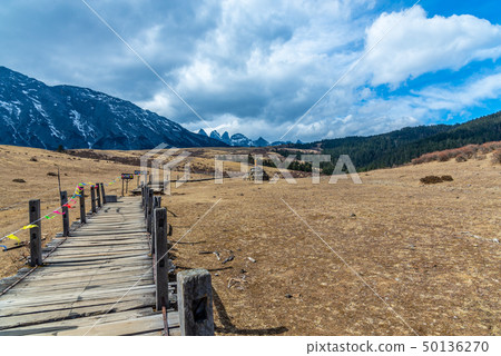 China Lijiang Jade Dragon Snow Mountain China Jade Dragon Snow Mountain China Lijiang Jade Dragon Snow Mountain China Jade Dragon Snow Mountain 50136270