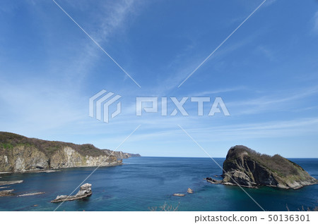 從金色涼亭(北海道,積丹半島)觀看 從金色涼亭(北海道,積丹半島)觀看 50136301