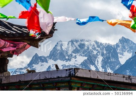 中國麗江玉龍雪山 中国観光スポット China Jade Dragon Snow Mountain 50136994