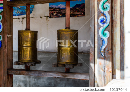 中國麗江玉龍雪山 中国観光スポット China Jade Dragon Snow Mountain 50137044