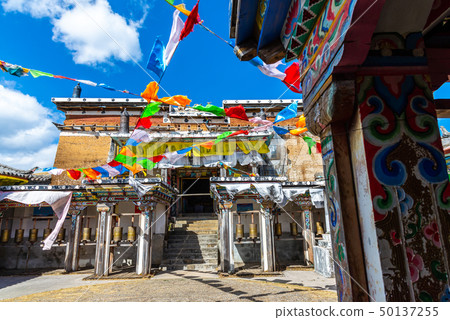 中國麗江玉龍雪山 中国観光スポット China Jade Dragon Snow Mountain 50137255