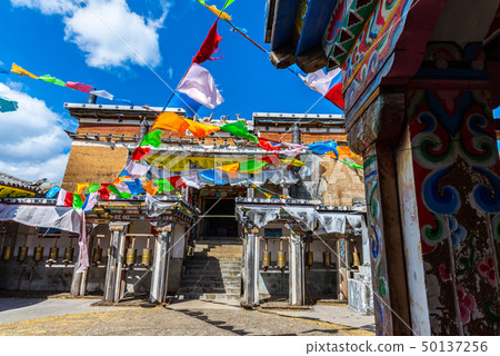 中國麗江玉龍雪山 中国観光スポット China Jade Dragon Snow Mountain 50137256