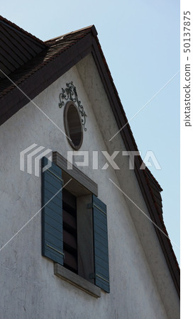 Western-style window Western-style window 50137875