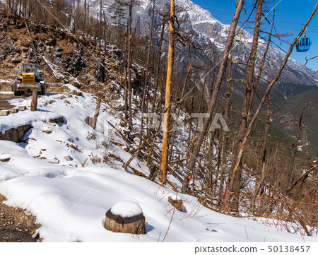中國麗江玉龍雪山 中国観光スポット China Jade Dragon Snow Mountain 50138457