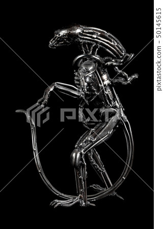 Melal monster figure 50145615