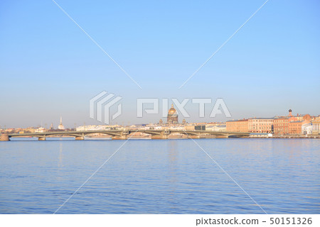 The English Embankment and The Annunciation The English Embankment and The Annunciation 50151326