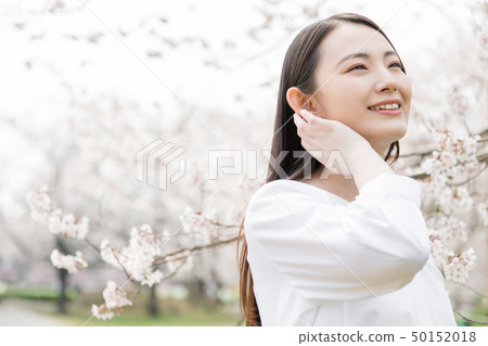 櫻花的女人 櫻花的女人 50152018