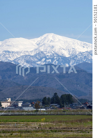 白山和塔巴塔的遠景（來自石川縣長野縣能美市）2019年4月 50152181