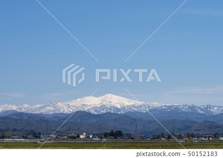 白山和塔巴塔的遠景（來自石川縣長野縣能美市）2019年4月 50152183