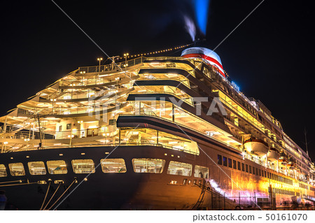 A luxury cruise ship "Asuka II" stops at Shikama Port in Himeji! (Suka, Shikima-ku, Himeji City, Hyogo Prefecture) * Shooting position in the comment section of the work A luxury cruise ship "Asuka II" stops at Shikama Port in Himeji! (Suka, Shikima-ku, Himeji City, Hyogo Prefecture) * Shooting position in the comment section of the work 50161070
