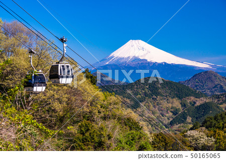 (Shizuoka Prefecture) Mt. Fuji seen from Izunokuni City and Mt. 50165065