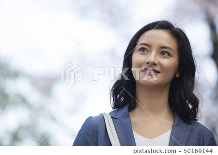 Cherry blossoms and middle women Cherry blossoms and middle women 50169144