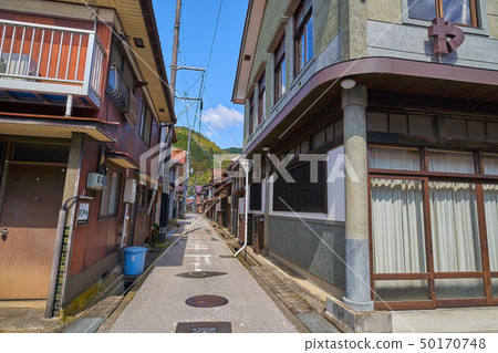 島根的Tsuwano魚鎮街(西面)(San-in的小京都) 島根的Tsuwano魚鎮街(西面)(San-in的小京都) 50170748