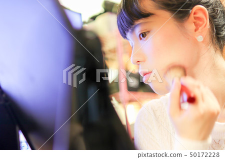 一個女人要彌補 一個女人要彌補 50172228