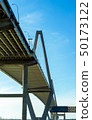 從底部看到的橋樑 50173122