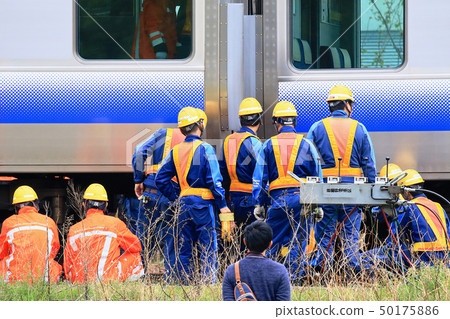 JR Train Derailment Japan 2019 West Nihonsesen Gobo Station Train Derailment Site 49 50175886