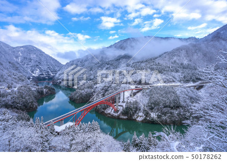 Yodogawa峽谷冬天風景 50178262