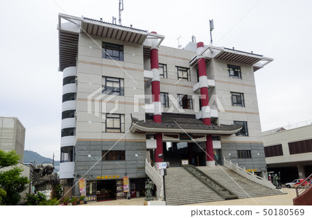 The Four Seas and Four Seas Bar Area of Nagasaki (Nagasaki City, Nagasaki Prefecture) The Four Seas and Four Seas Bar Area of Nagasaki (Nagasaki City, Nagasaki Prefecture) 50180569