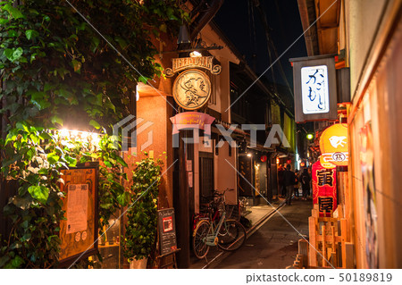 《Kyoto Prefecture》Pontocho/night entertainment district 50189819