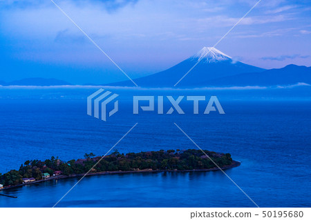 (靜岡縣)在Oceanazaki(大瀨崎)的富士山 (靜岡縣)在Oceanazaki(大瀨崎)的富士山 50195680