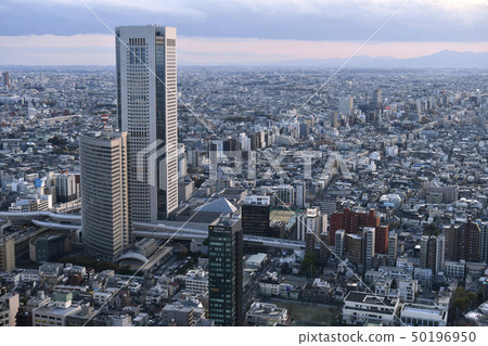 日本的東京都市風景我想看東京歌劇城塔等。 日本的東京都市風景我想看東京歌劇城塔等。 50196950