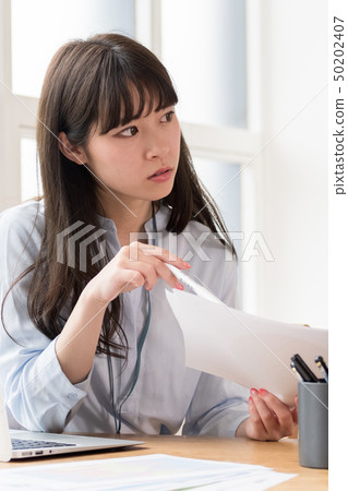 Business woman Business woman 50202407