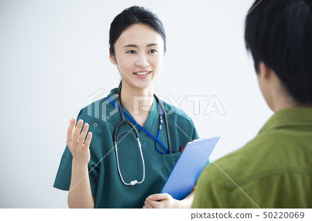 Female doctor 50220069