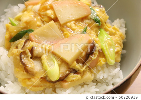 一棵樹的葉子。 (據說原產於關西的禮物) 一棵樹的葉子。 (據說原產於關西的禮物) 50220919