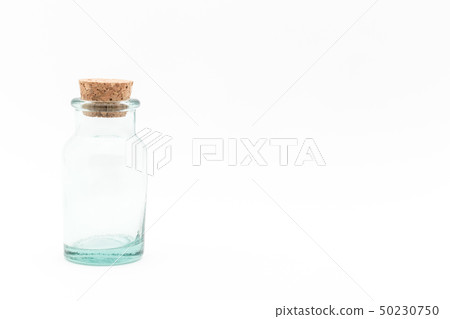 空的玻璃瓶小瓶黃柏瓶黃柏蓋帽 空的玻璃瓶小瓶黃柏瓶黃柏蓋帽 50230750