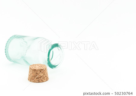 空的玻璃瓶小瓶黃柏瓶黃柏蓋帽 空的玻璃瓶小瓶黃柏瓶黃柏蓋帽 50230764