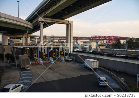 阪神高速公路,Tenbosan收費站和港口大橋的景色 阪神高速公路,Tenbosan收費站和港口大橋的景色 50238735