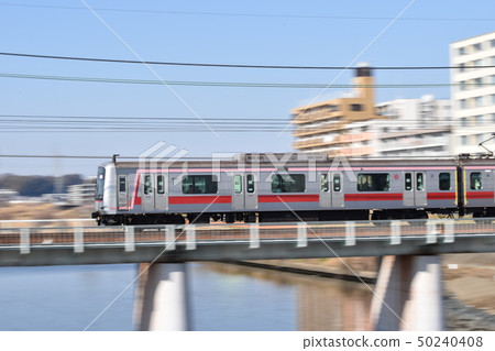 Tokyu Toyoko Line Tsurumi River Tokyu Toyoko Line Tsurumi River 50240408