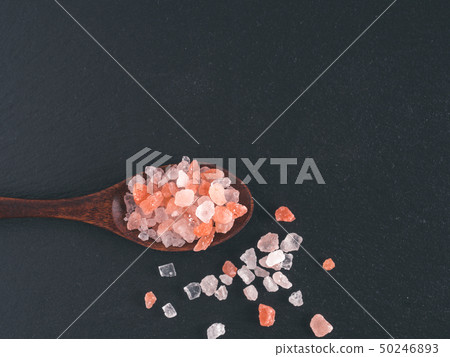 Himalayan pink salt in crystals 50246893