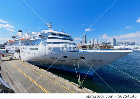Yokohama Minato Mirai overlooking high-rise buildings from the large pier 50254146