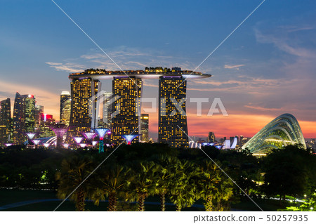 Singapore skyline cityscape on marina and sunset 50257935