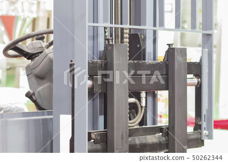 Forklift for logistics warehouse Forklift for logistics warehouse 50262344