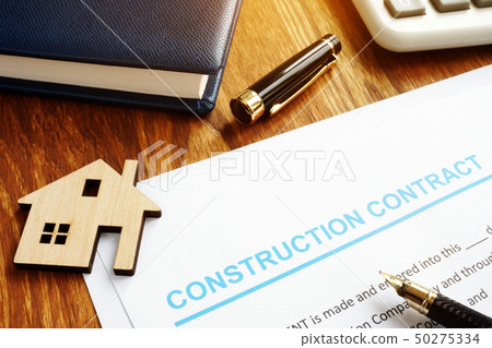 Construction contract, model of house 50275334