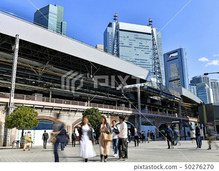 在日本的東京都市風景我看新橋站 50276270