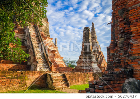 Wat Chaiwatthanaram temple, Ayutthaya, Thailand Wat Chaiwatthanaram temple, Ayutthaya, Thailand 50276437
